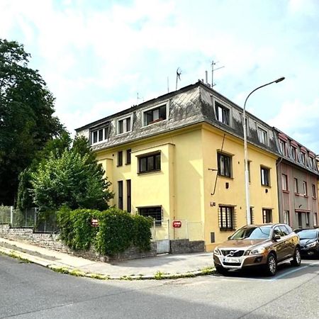 Hillside Studios Praag Buitenkant foto